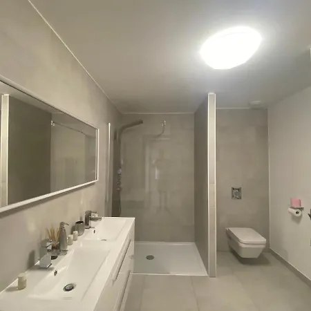 Agreable D'hote Avec Belle Terrasse أجاكسيو